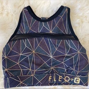 Fisher Chestee X FLEO in Romantic Escape - size 6